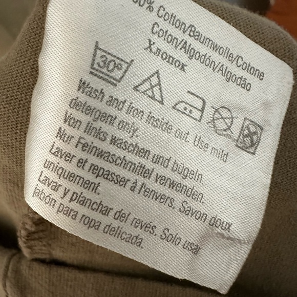 HUGO BOSS | Boy’s Size 12 Long Sleeved Graphic Tee - Picture 5 of 6